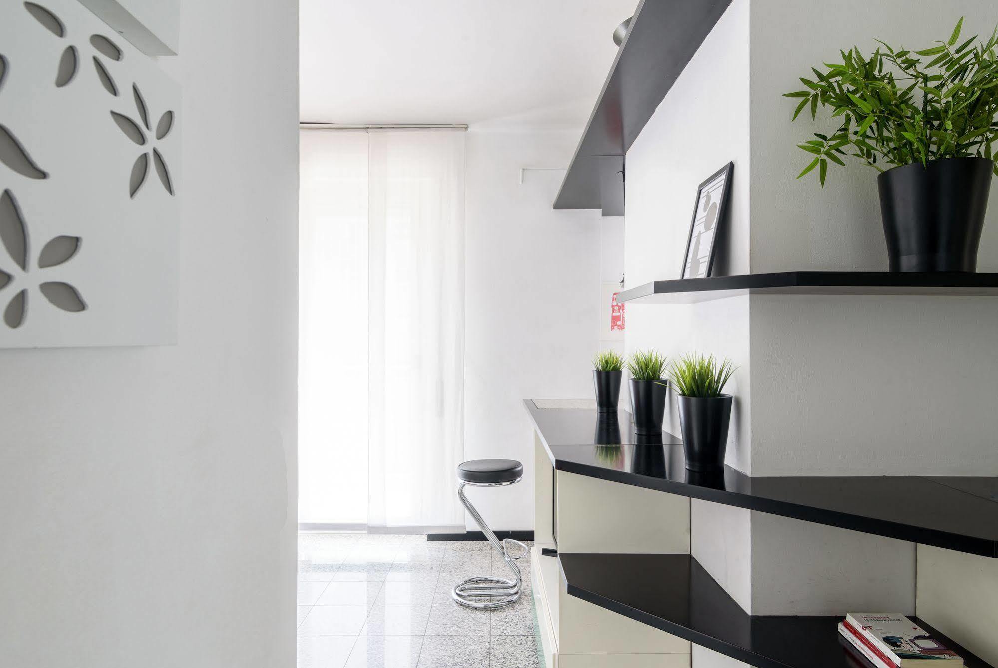 Alcuino Apartment Милан Экстерьер фото